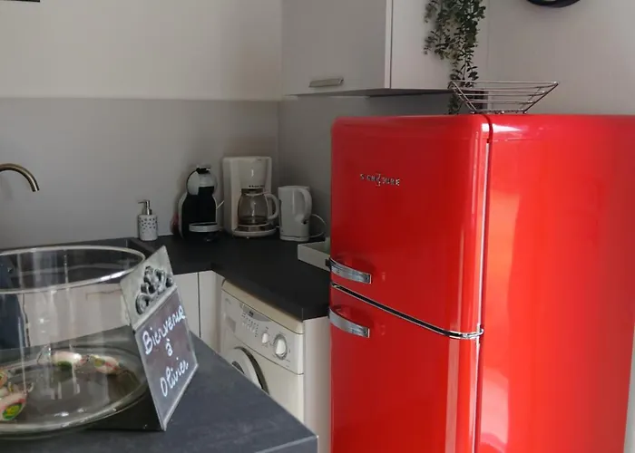 Maison 3 Etoiles Avec Piscine Et Jacuzzi Exterieur Pres De Sarlat