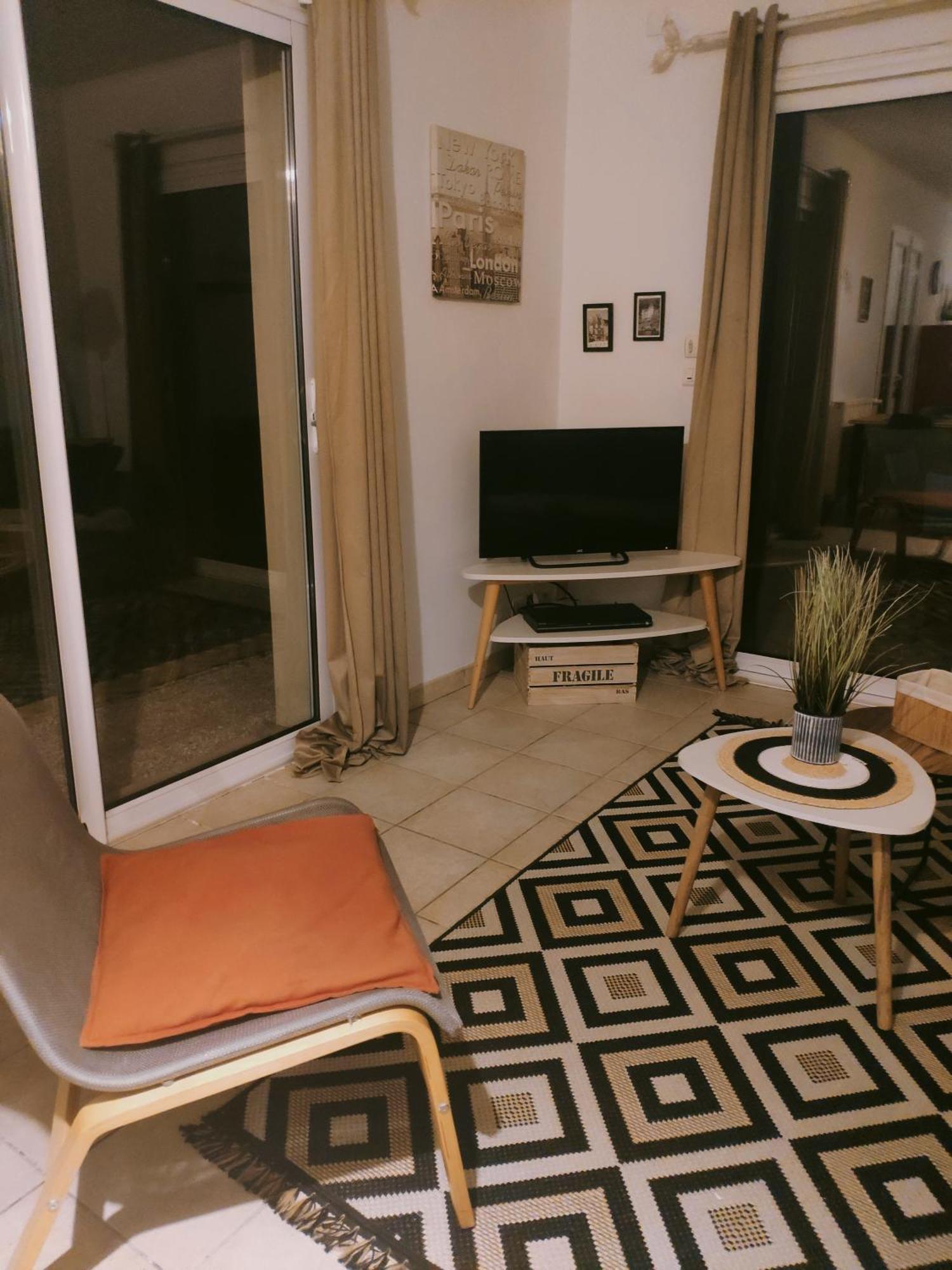 Maison 3 Etoiles Avec Piscine Et Jacuzzi Exterieur Pres De Sarlat Saint-Vincent-le-Paluel