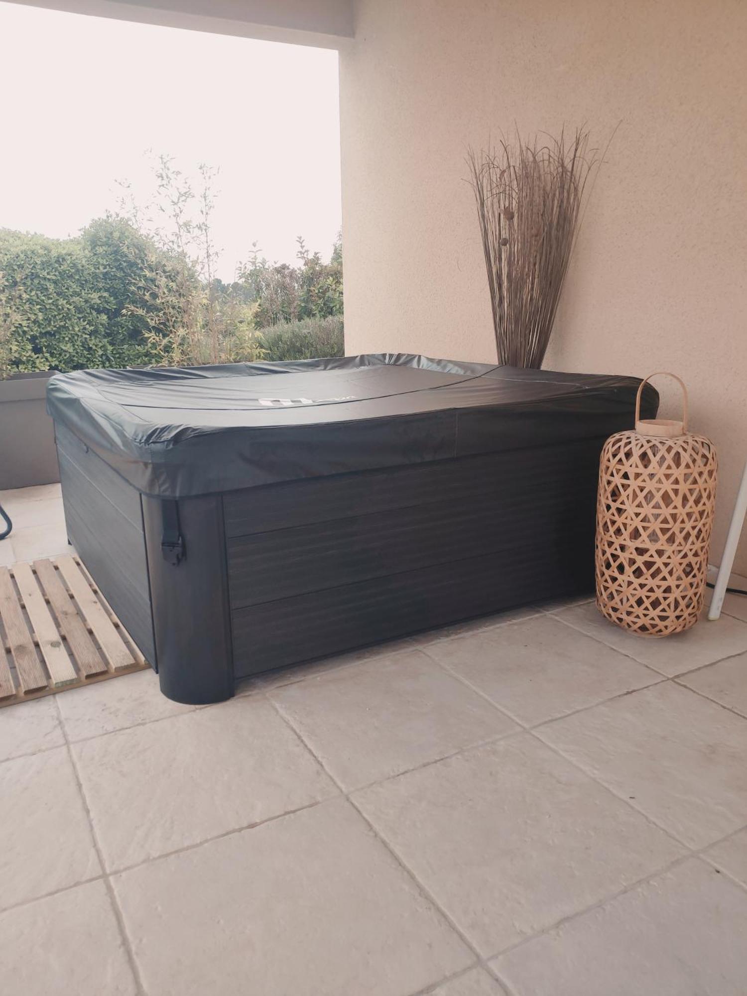 Maison 3 Etoiles Avec Piscine Et Jacuzzi Exterieur Pres De Sarlat